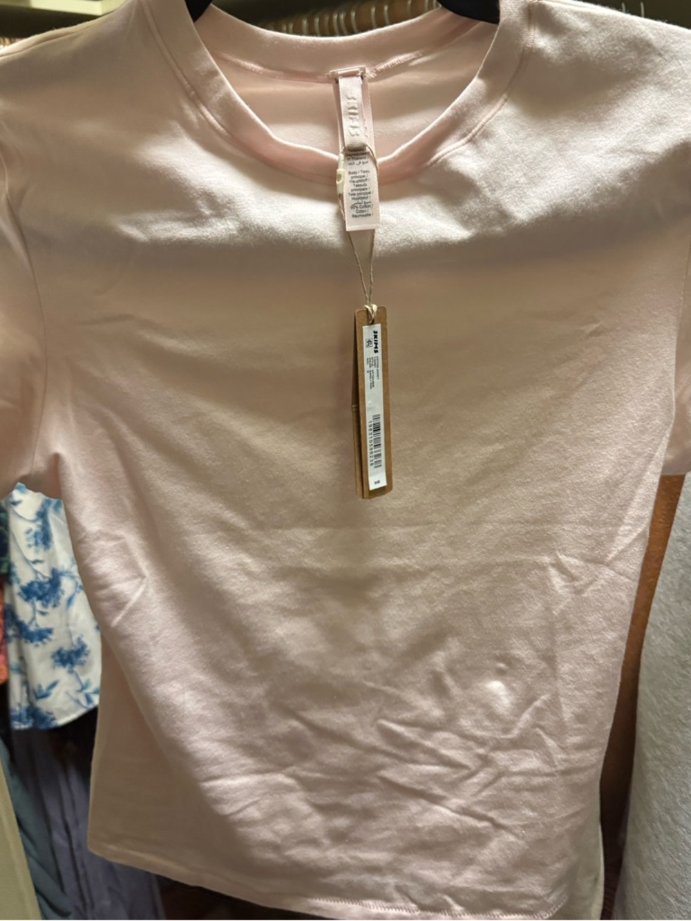SKIMS Short Sleeve Tee in Light Pink